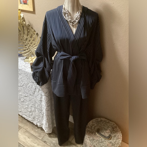 Eloquii Other - ELOQUII SUIT 2 pieces Navy/White Pinstripe